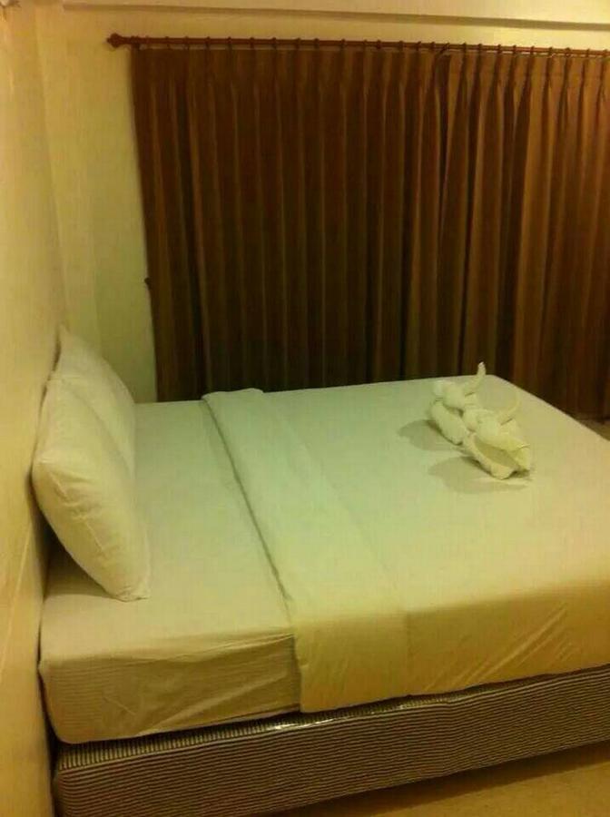 Blue Moon Hotel Хуа Хин Екстериор снимка