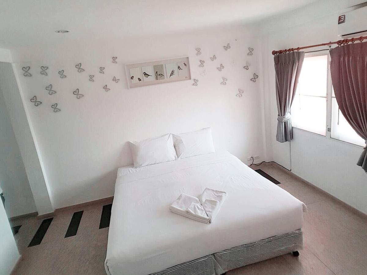 Blue Moon Hotel Хуа Хин Екстериор снимка