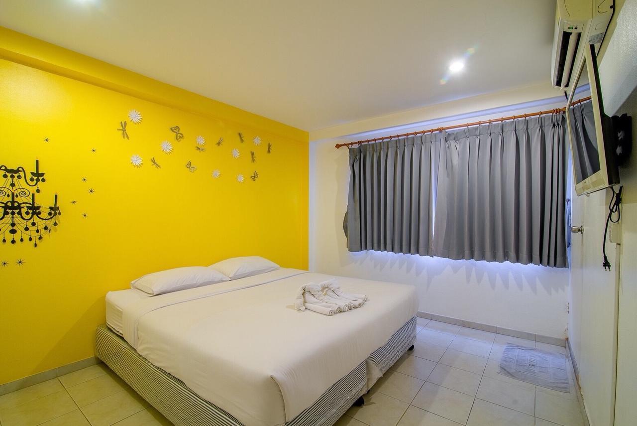 Blue Moon Hotel Хуа Хин Екстериор снимка