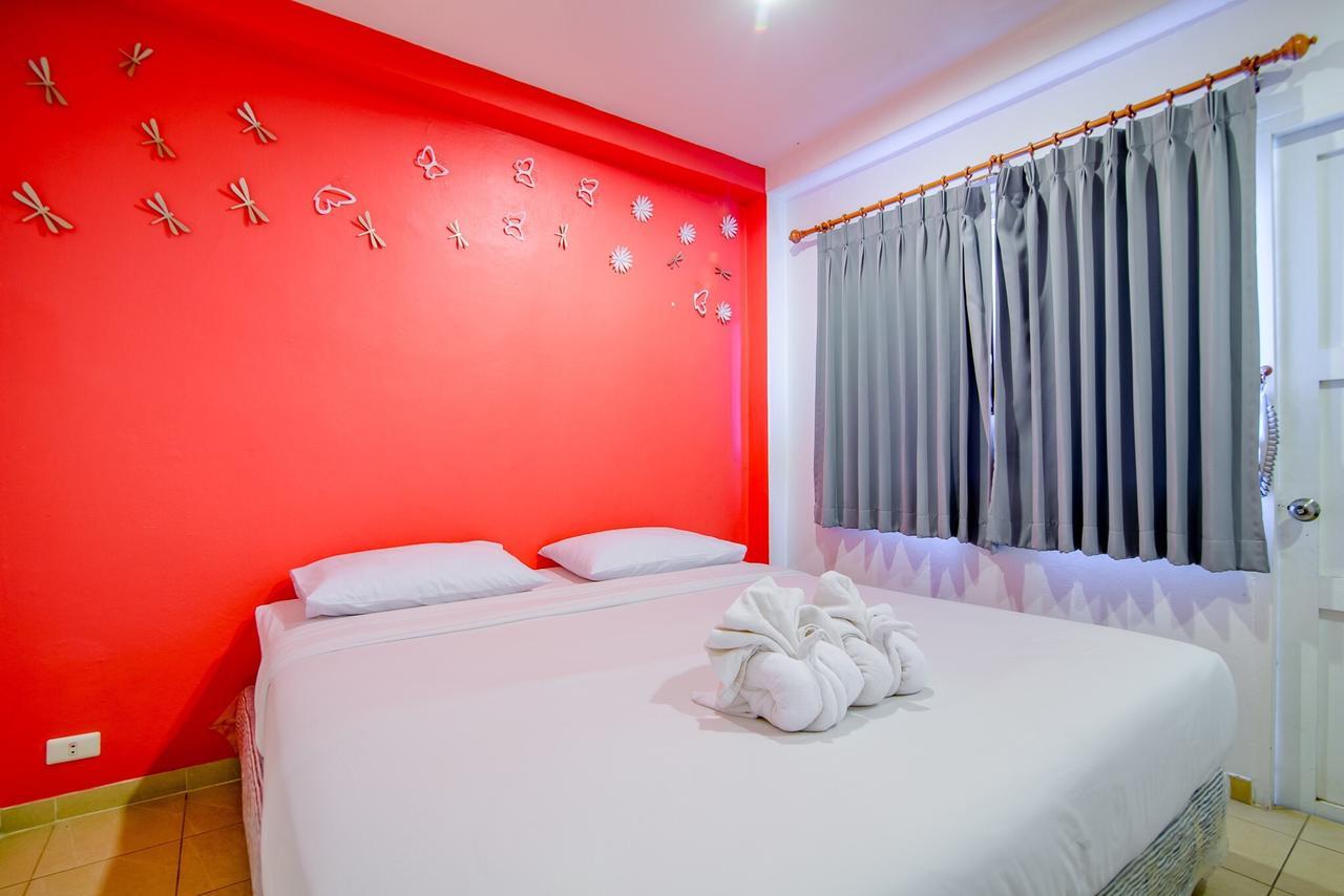 Blue Moon Hotel Хуа Хин Екстериор снимка