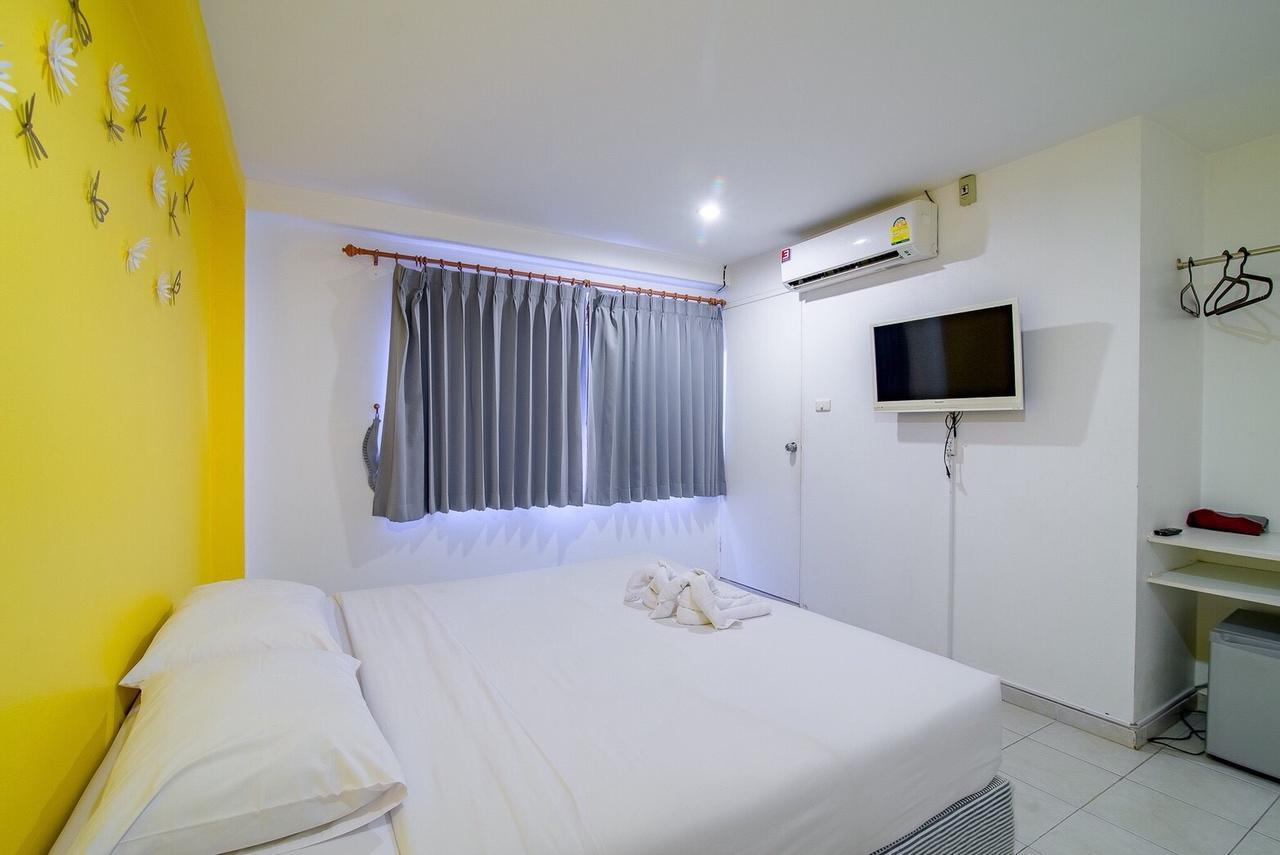 Blue Moon Hotel Хуа Хин Екстериор снимка